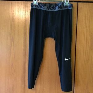 Men’s Nike 3/4 length compression pants